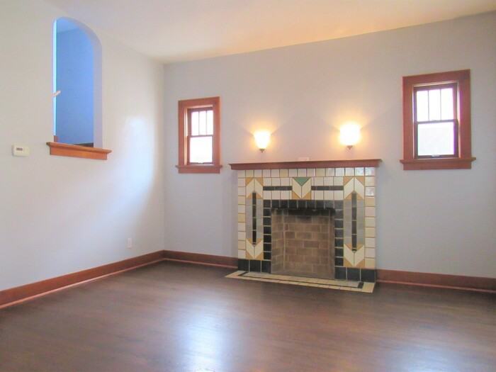 1330 Northwest 17th Street - Photo 3 of 15