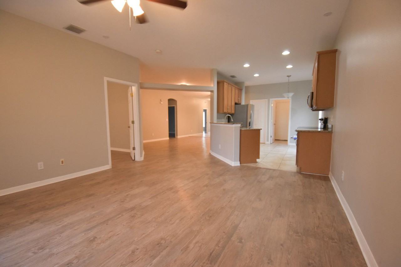 5976 Indigo Crossing Dr - Photo 3 of 12