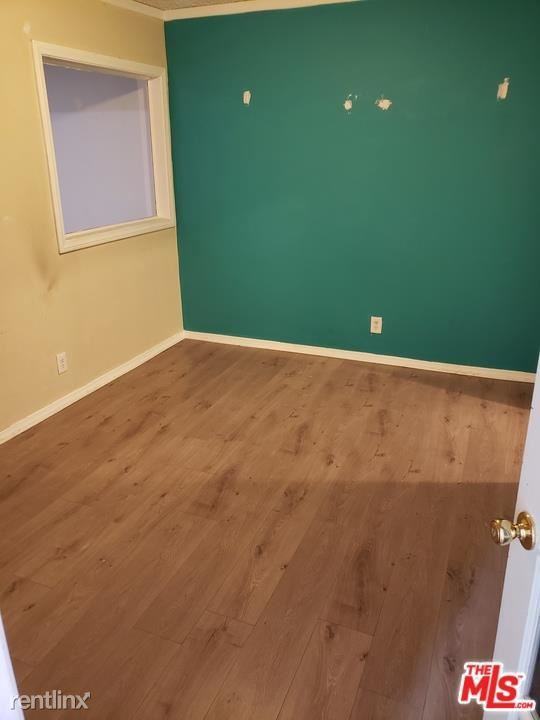 4531 Van Nuys Blvd - Photo 3 of 10