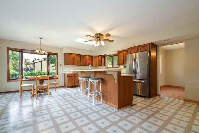 102 Mayberry Ct - Photo 3 of 44