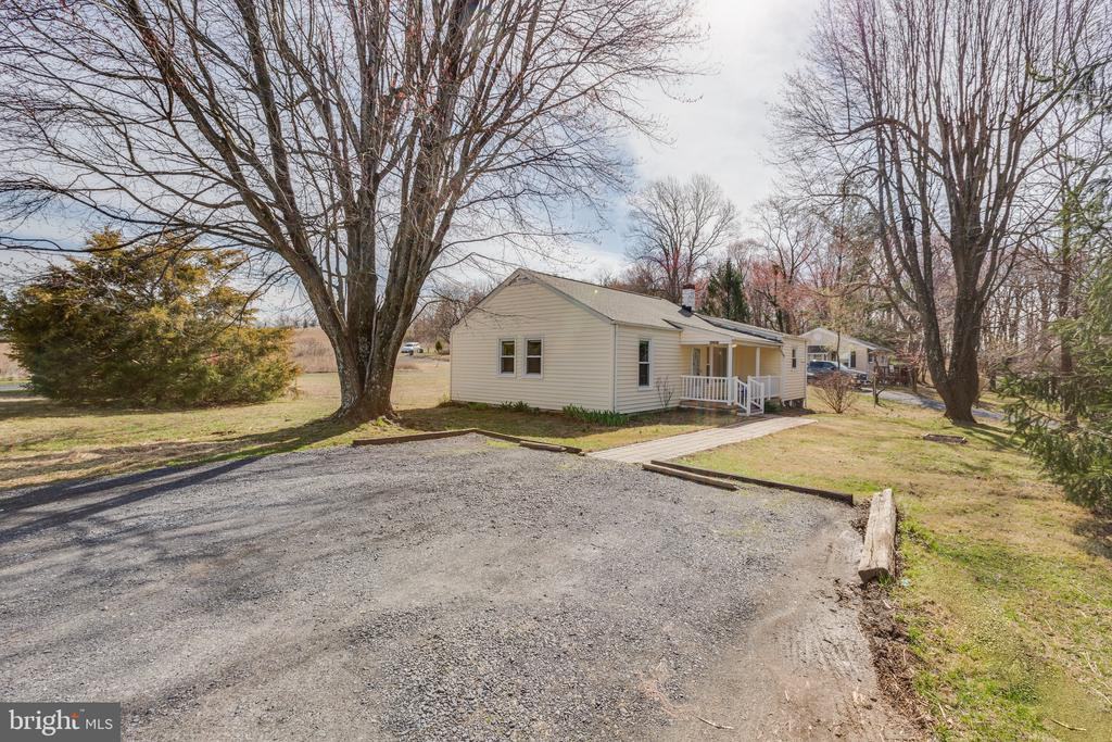 4297 Lunceford Lane - Photo 2 of 30