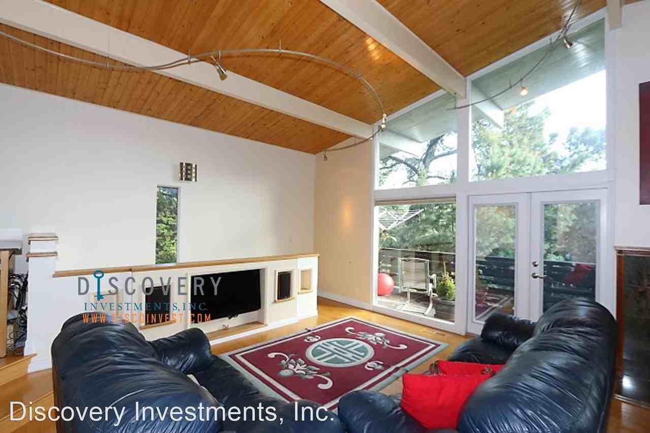 6812 Saroni Dr - Photo 3 of 24