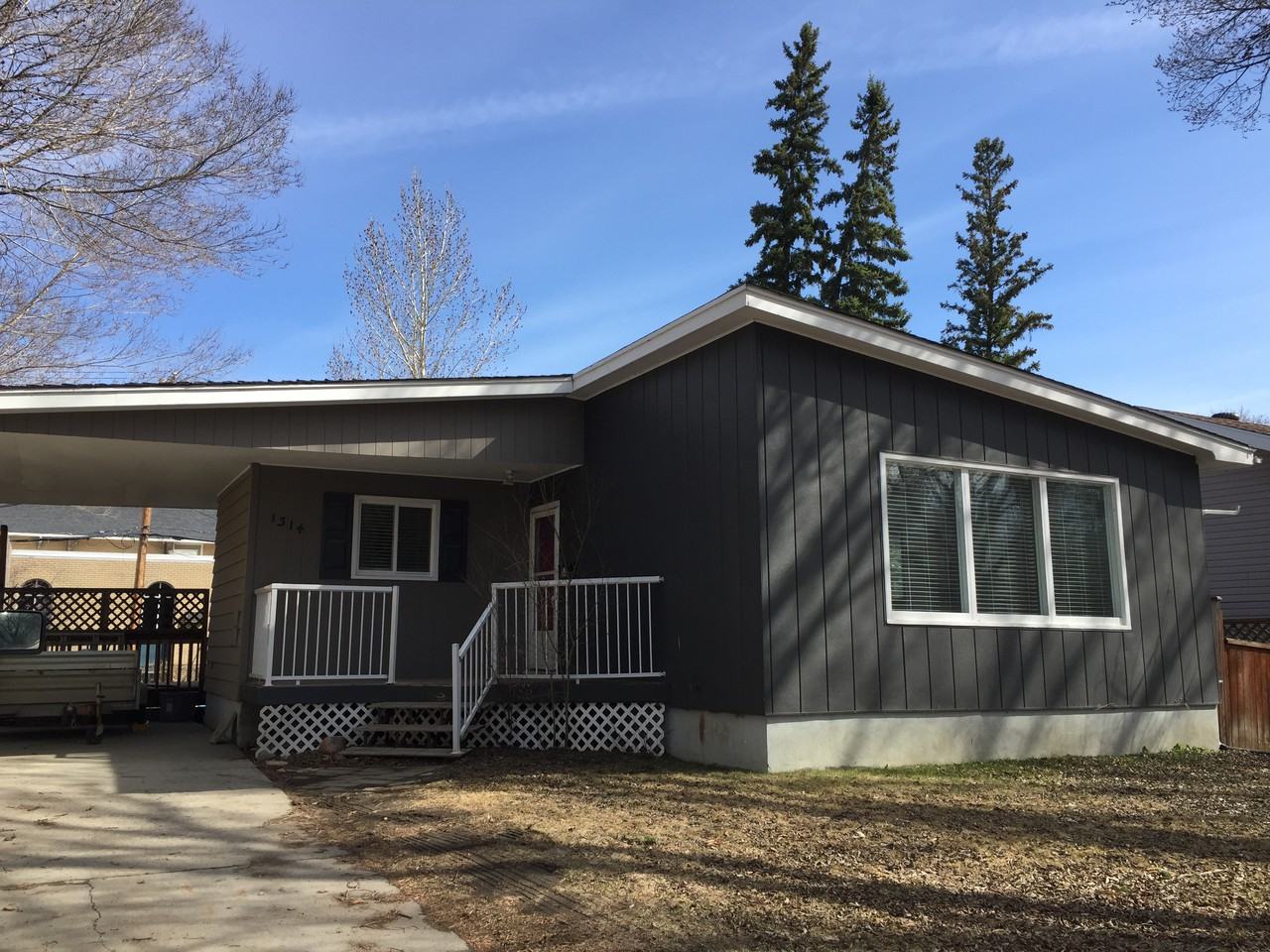 1314 Jubilee Avenue, Regina, SK S4S 3S9 3 Bedroom House for 1,600