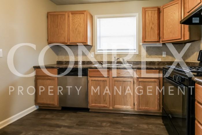 8200 Northeast 51st Street - Photo 3 of 8