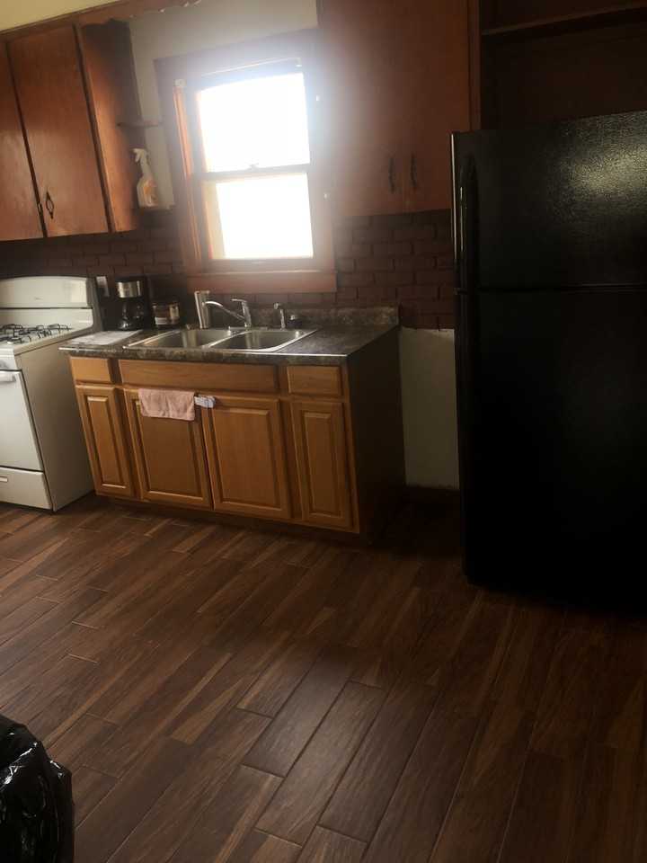 6806 Sheridan Rd - Photo 3 of 11