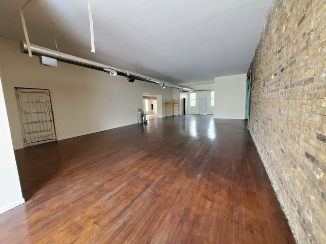 4801 Ashland #2 - Photo 3 of 6