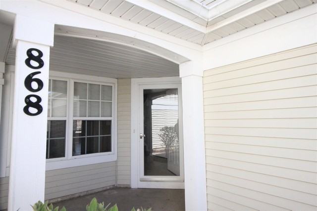 868 Brompton #868 - Photo 2 of 26