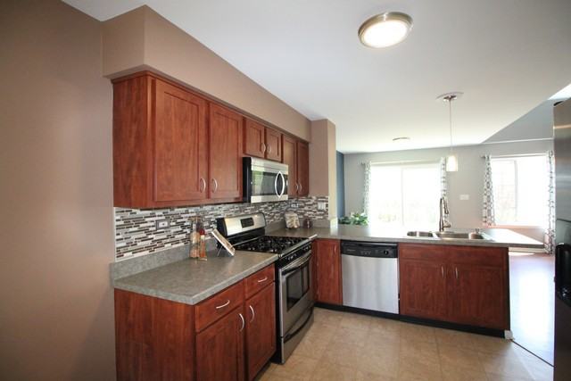 868 Brompton #868 - Photo 3 of 26