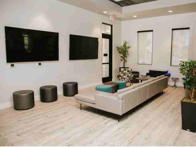 Acero North Valley - Photo 3 of 33