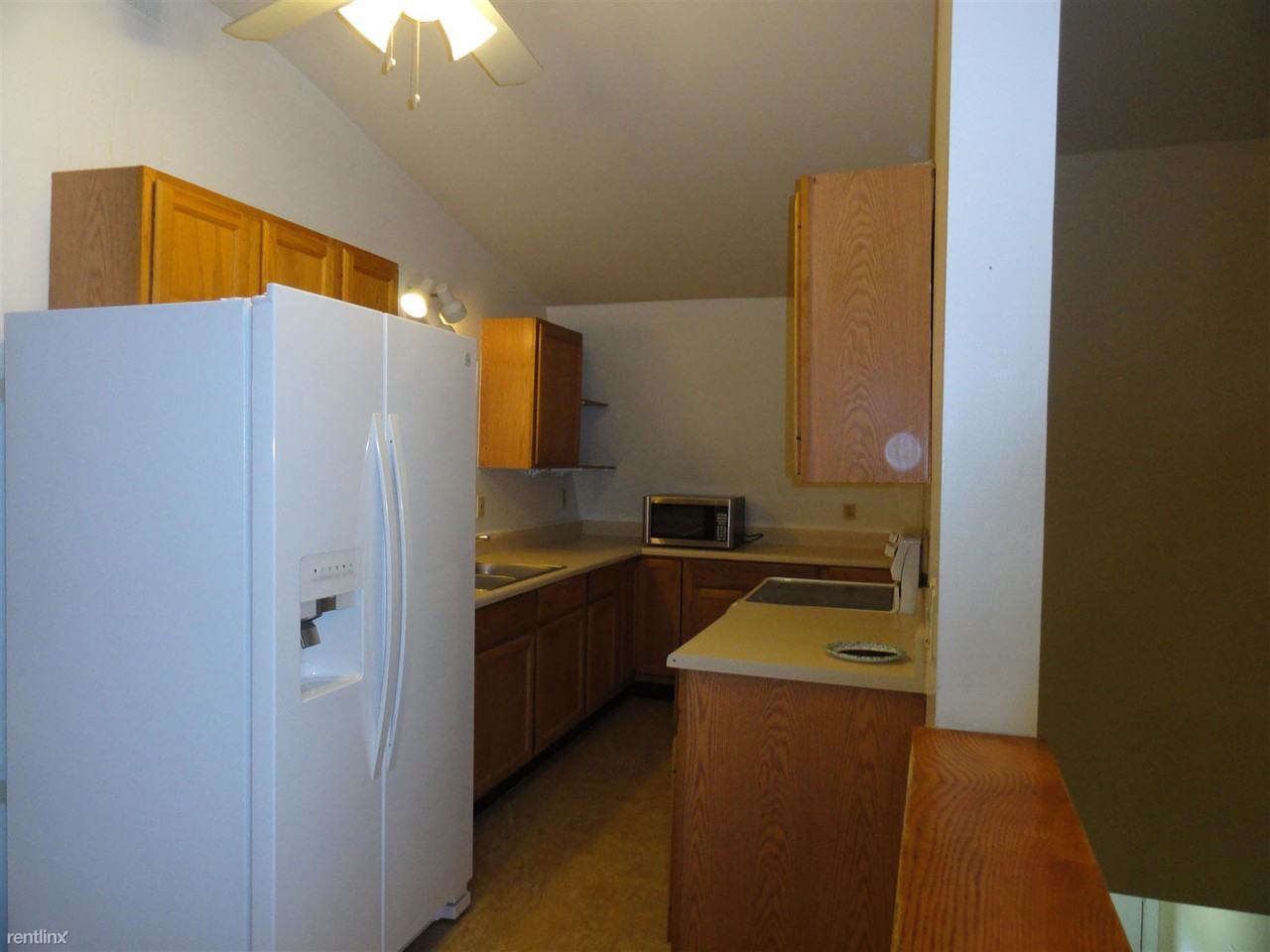 12100 Belair Rd - Photo 3 of 35