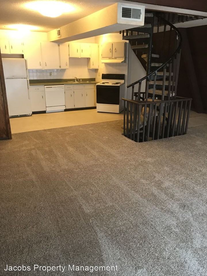 3102 Alpine Drive - Photo 2 of 12