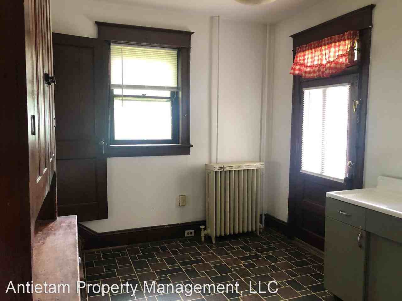 430 N. Locust Street - Photo 3 of 12
