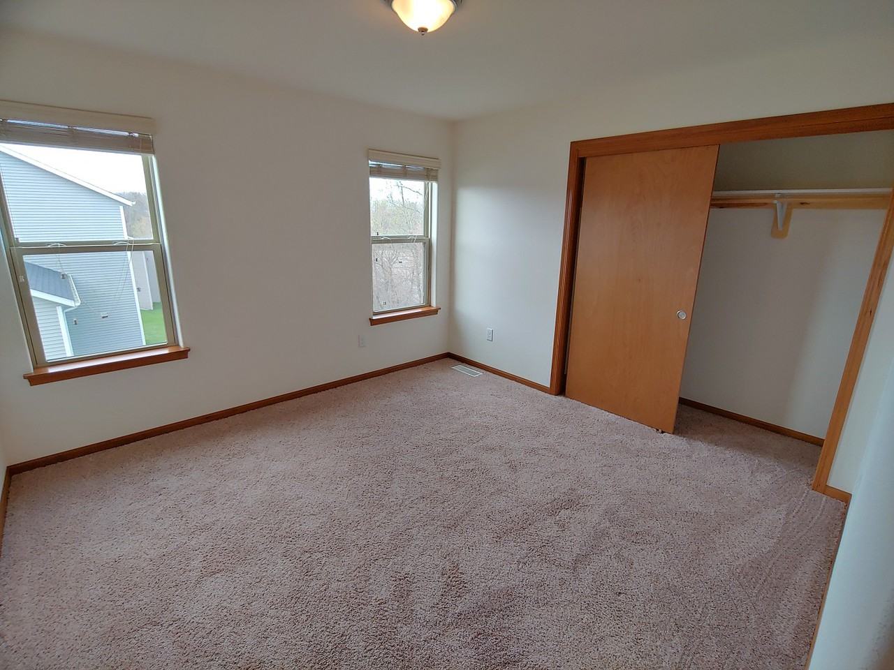 116 Villa Ct - Photo 3 of 29