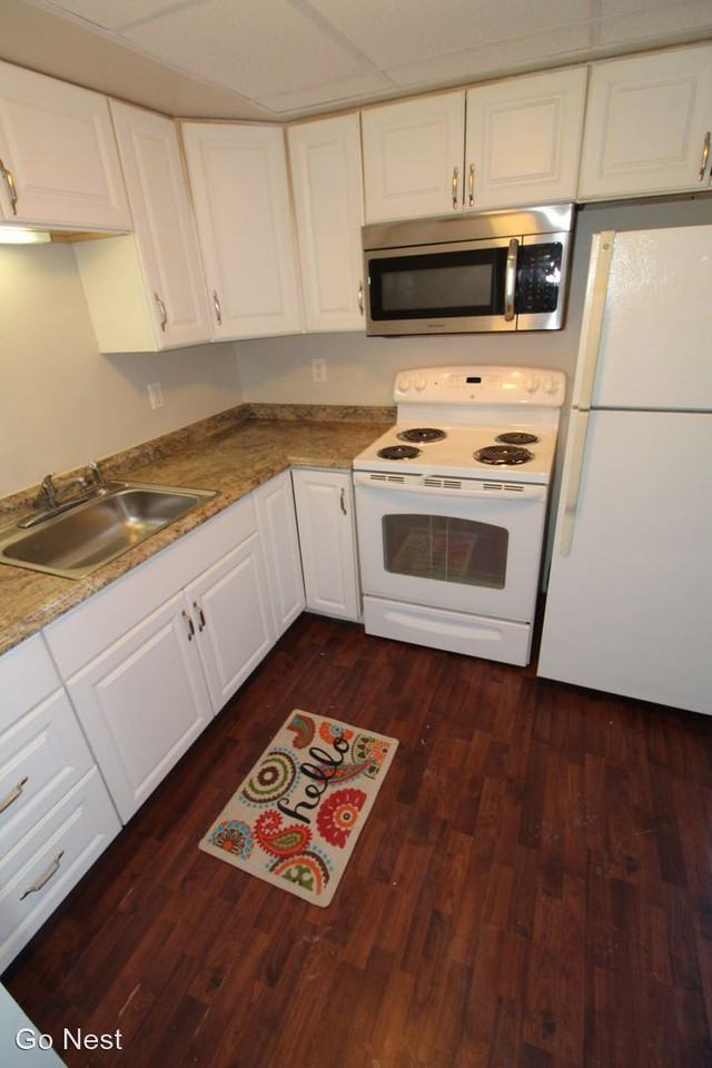 39 Old Orchard Street - Photo 2 of 13