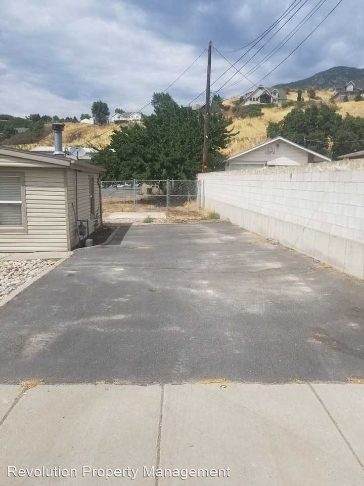 2510 East 6550 South - Photo 2 of 19