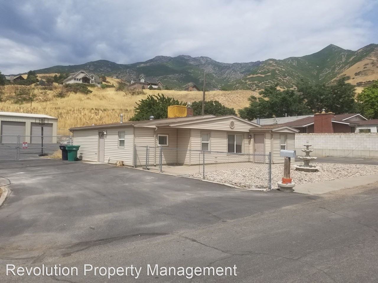 2510 East 6550 South - Photo 3 of 19