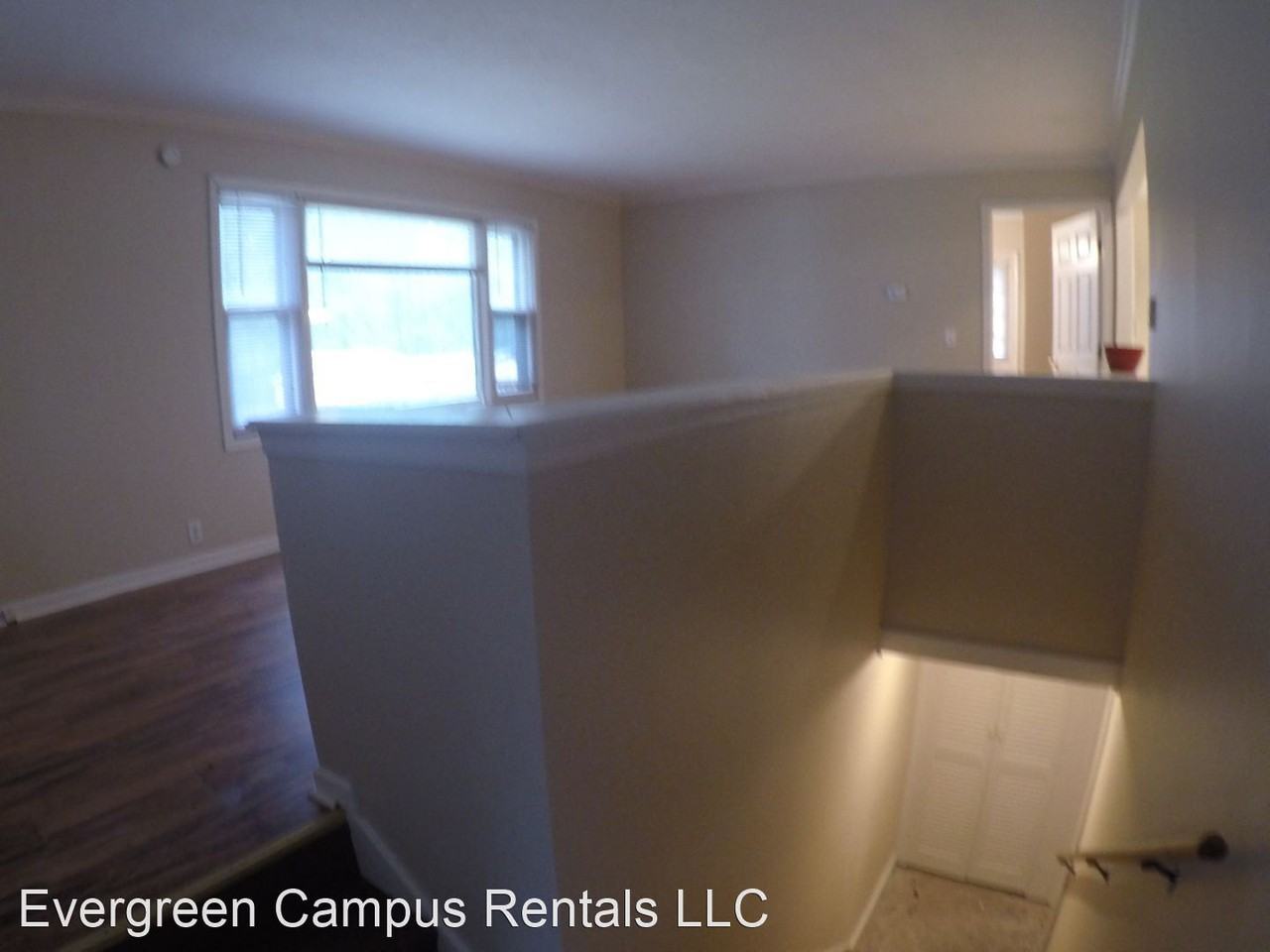 404 S. 15th St. - Photo 3 of 12