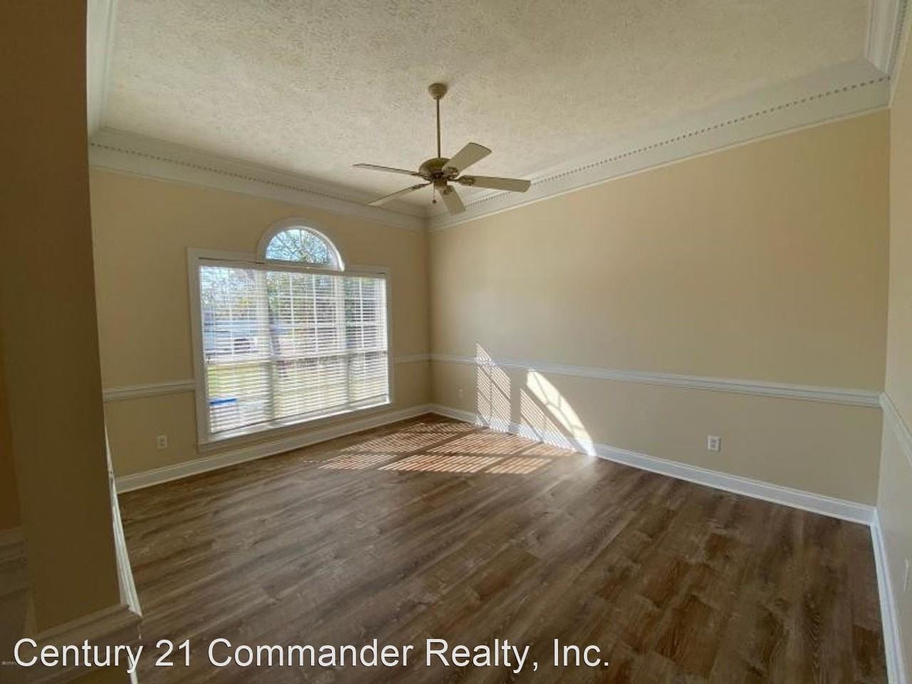 1425 Inverness Road - Photo 3 of 31