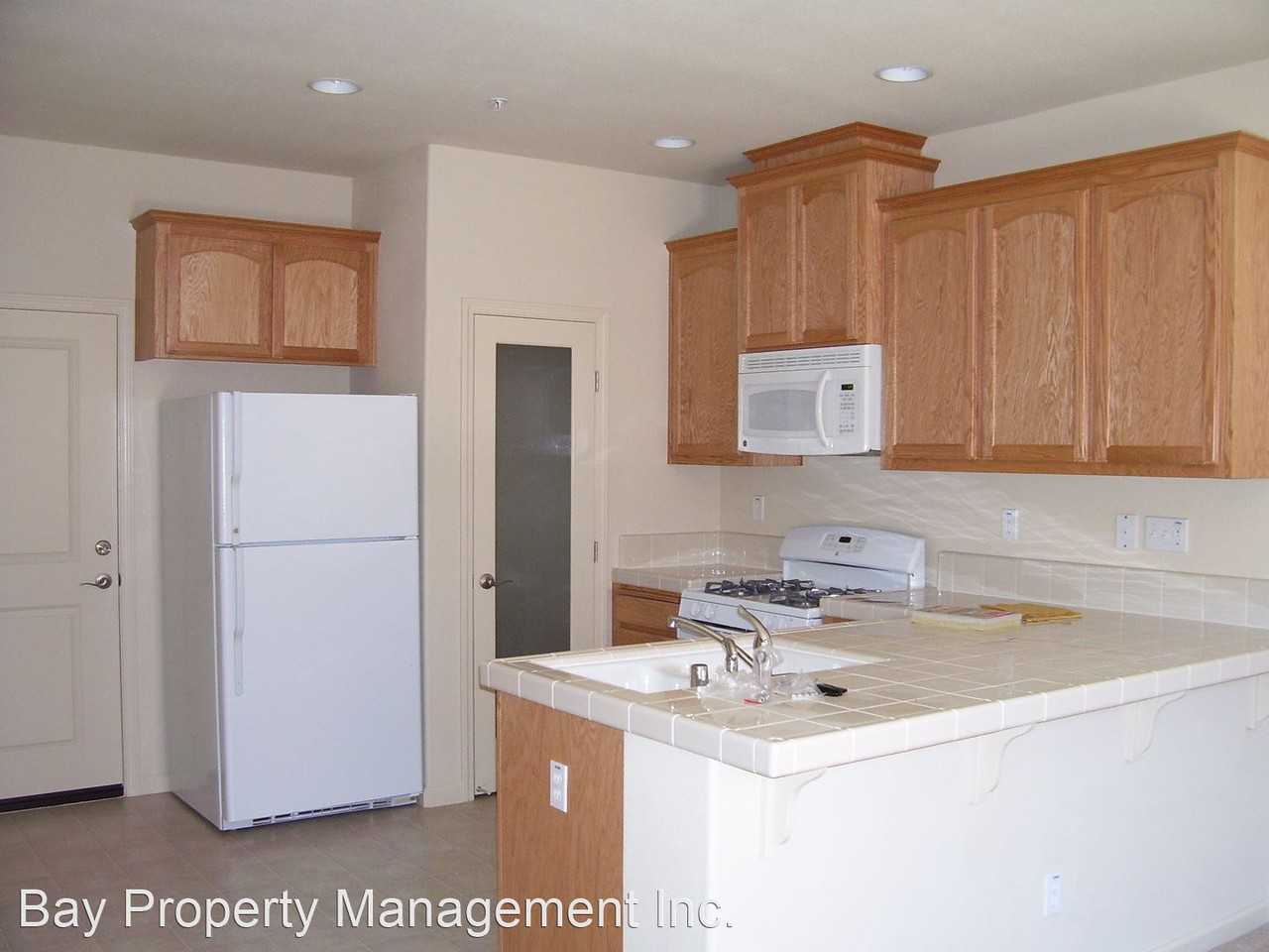 349 Apple Ave. - Photo 2 of 3