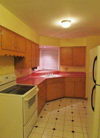 1905 Schlimgen Ave - Photo 3 of 7