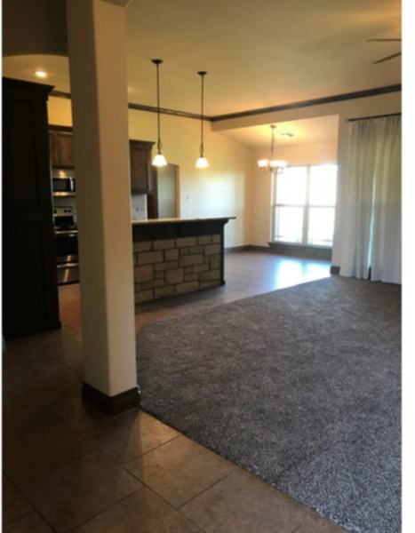 1520 Ne Stonehouse Dr. - Photo 2 of 22