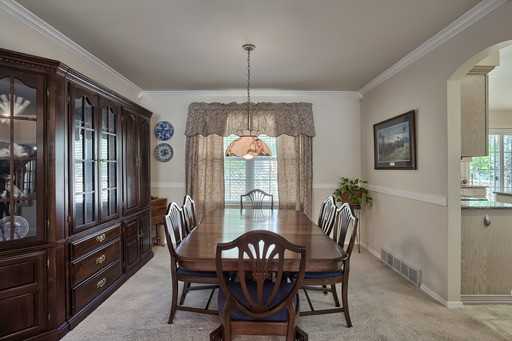 2330 Shiprock Way - Photo 3 of 9