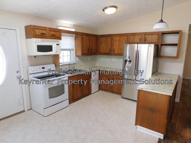 1429 Shenandoah Ave #A - Photo 3 of 29