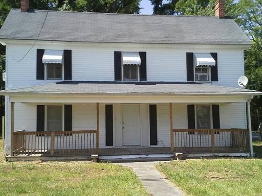 1147 Weeksville Rd #B - Photo 2 of 7