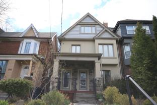 198 Quebec Ave - Photo 1 of 1