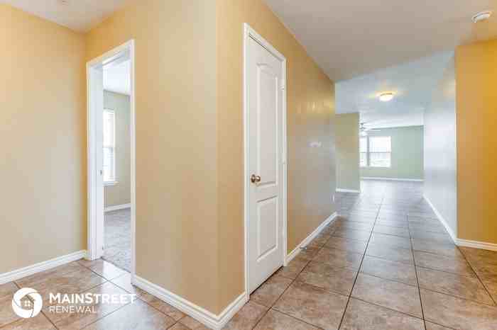 4633 Timbercrest Way - Photo 3 of 16