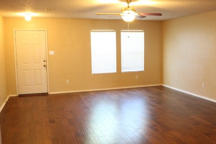 9105 Delano Court - Photo 3 of 28