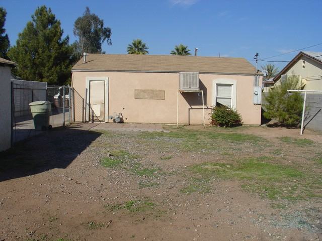 2517 East Culver Street - Photo 2 of 8