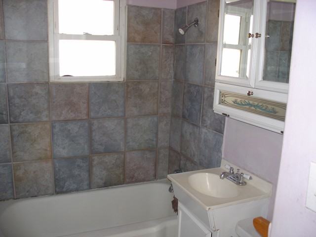 2517 East Culver Street - Photo 3 of 8