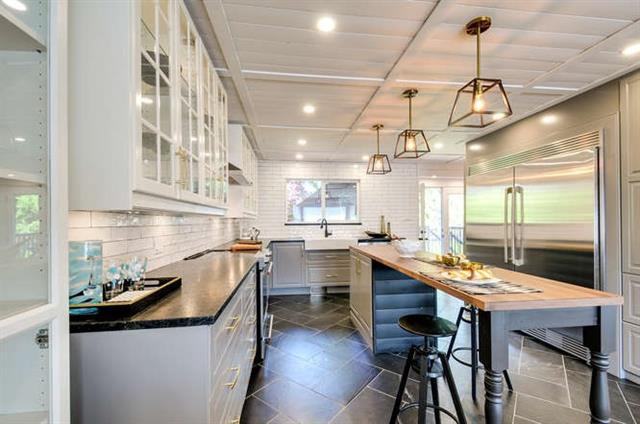 207 Murphy Drive West - Photo 3 of 15