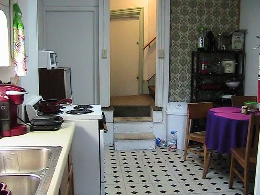 146 9th St - Photo 2 of 11