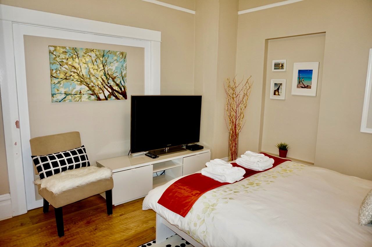 Prior St & Jackson Ave - Photo 3 of 8