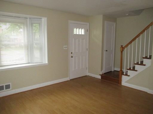 1241 Gittings Ave - Photo 3 of 21