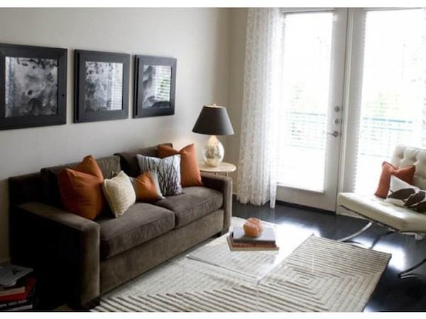 4400 N Lamar Blvd #11 - Photo 3 of 4