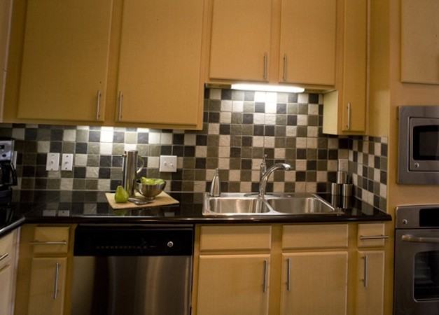 4400 N Lamar Blvd #2 - Photo 4 of 7