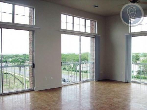 4400 N Lamar Blvd #2 - Photo 6 of 7