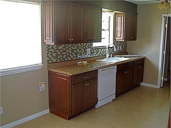 1332 East Brooks Street - Photo 3 of 12