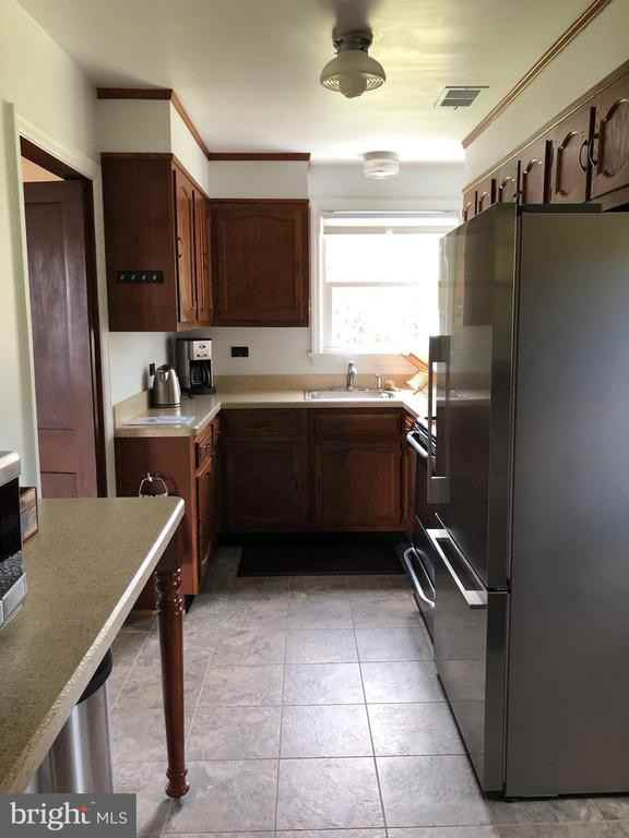 653 Federal Street - Photo 2 of 12