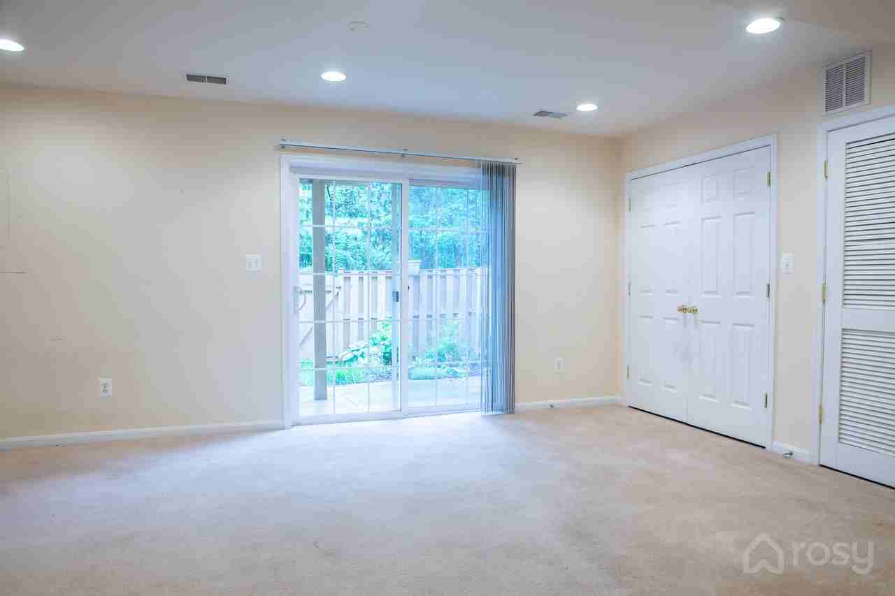 8771 Mill Towns Court - Photo 3 of 32