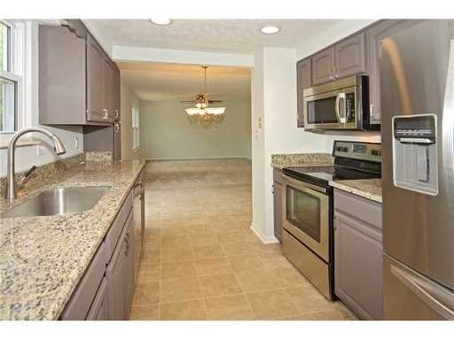 7694 Creekside Dr - Photo 2 of 6