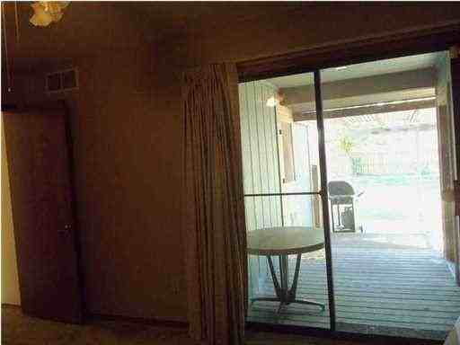 1902 S Capri Cir - Photo 2 of 22