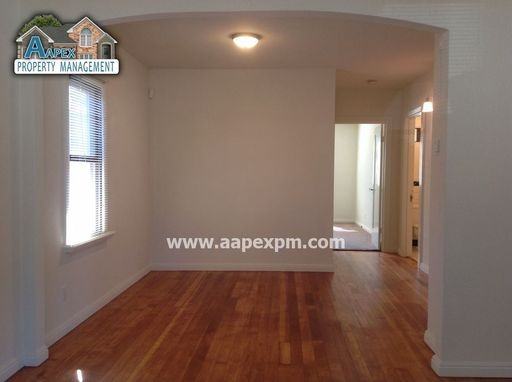 22855 Watkins St - Photo 3 of 10