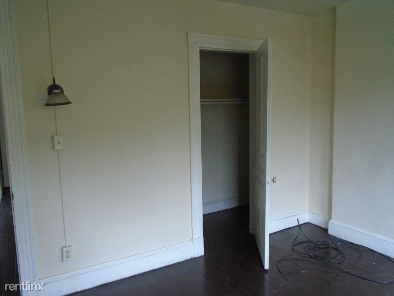 1390 Perkiomen Ave 2nd Fl - Photo 3 of 26