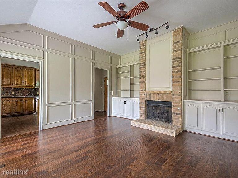 1624 Sutters Mill Dr - Photo 3 of 15