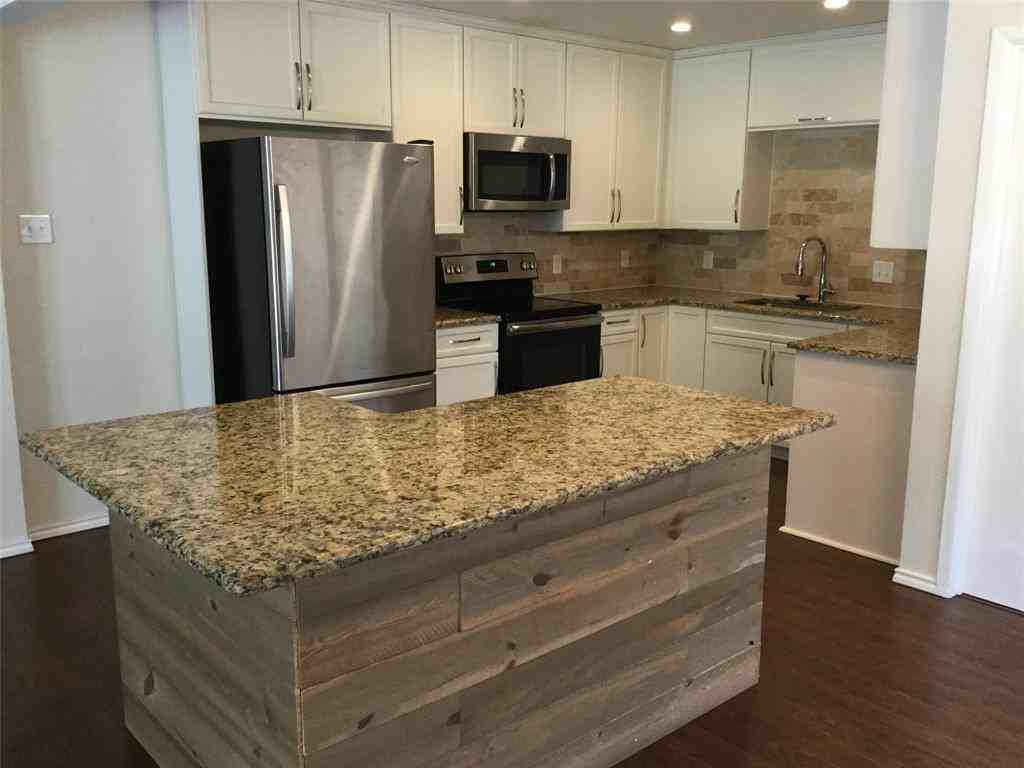 8912 Mahan - Photo 3 of 5