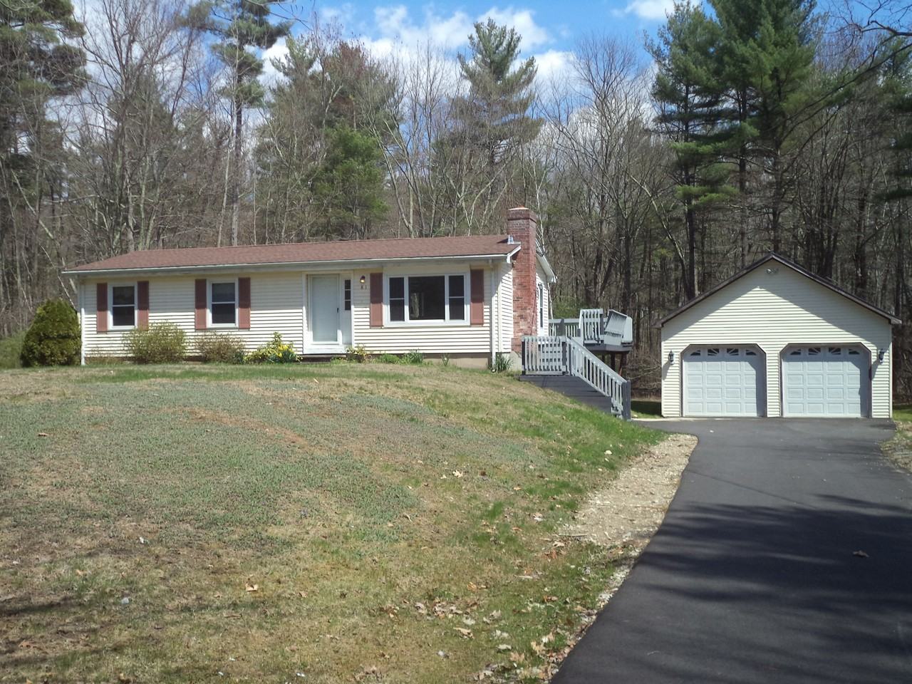 81 Drew Road, Derry, NH 03038 3 Bedroom House for 2,000/month Zumper